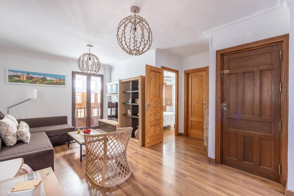Apartamento Con Terraza A 4 Minutos De La Catedral Granada Eksteriør bilde