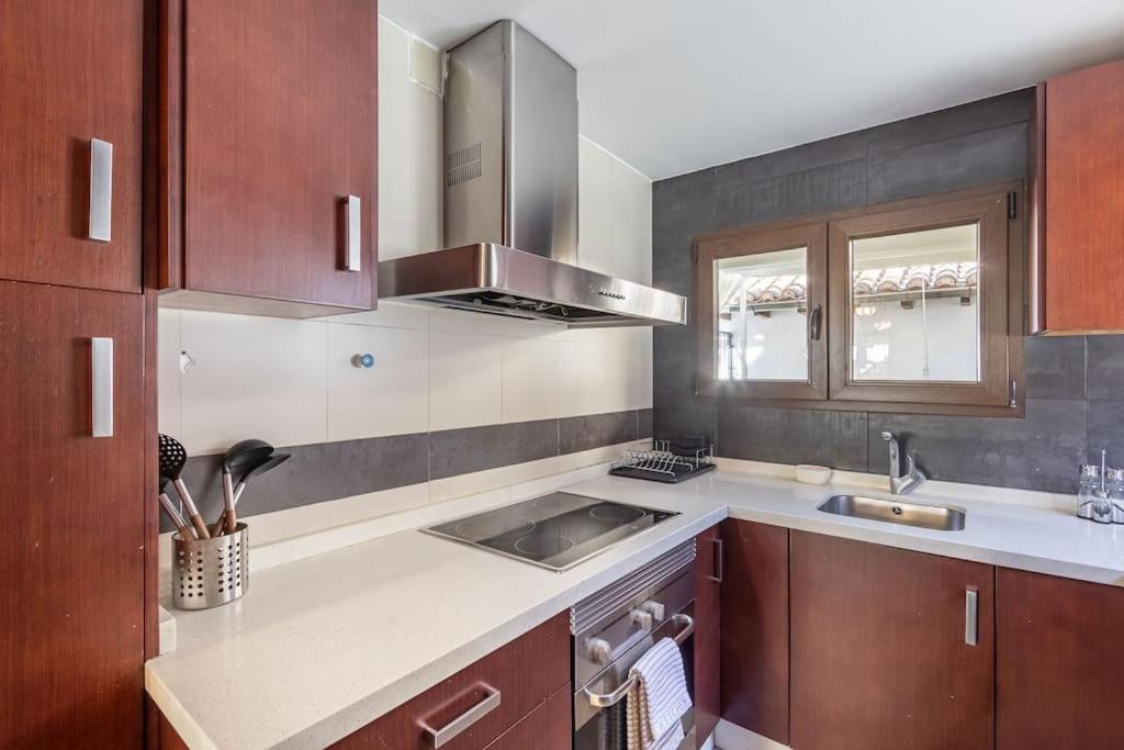 Apartamento Con Terraza A 4 Minutos De La Catedral Granada Eksteriør bilde