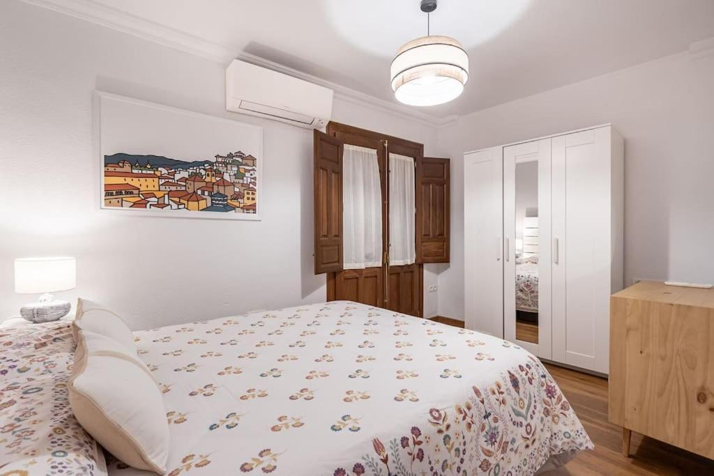 Apartamento Con Terraza A 4 Minutos De La Catedral Granada Eksteriør bilde