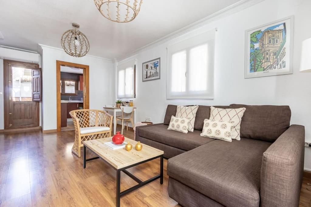 Apartamento Con Terraza A 4 Minutos De La Catedral Granada Eksteriør bilde