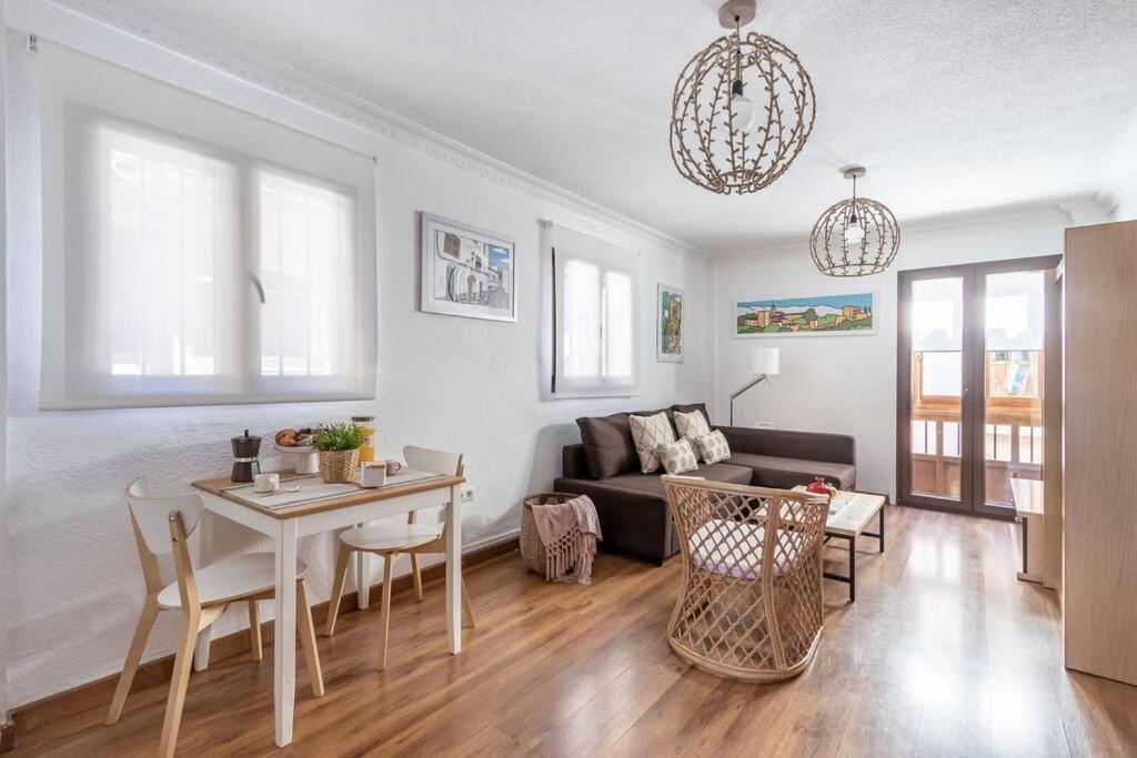 Apartamento Con Terraza A 4 Minutos De La Catedral Granada Eksteriør bilde