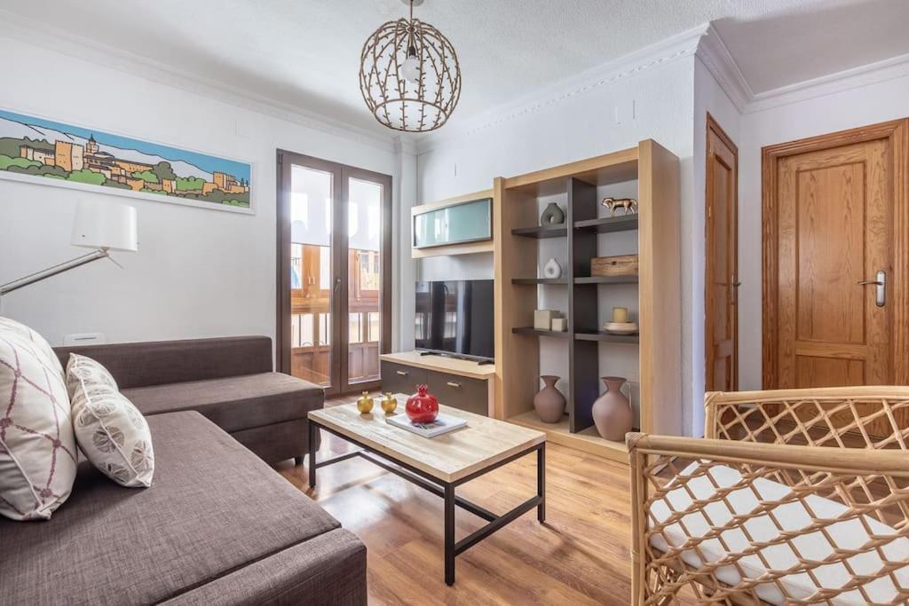 Apartamento Con Terraza A 4 Minutos De La Catedral Granada Eksteriør bilde