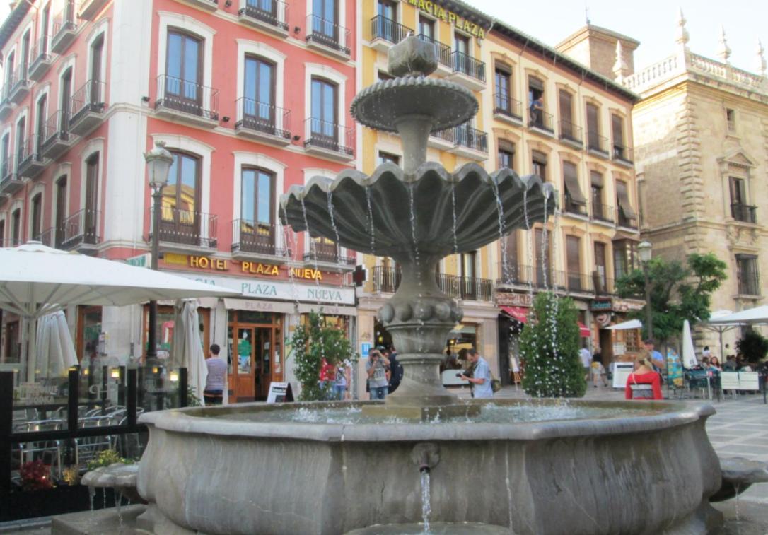 Apartamento Con Terraza A 4 Minutos De La Catedral Granada Eksteriør bilde