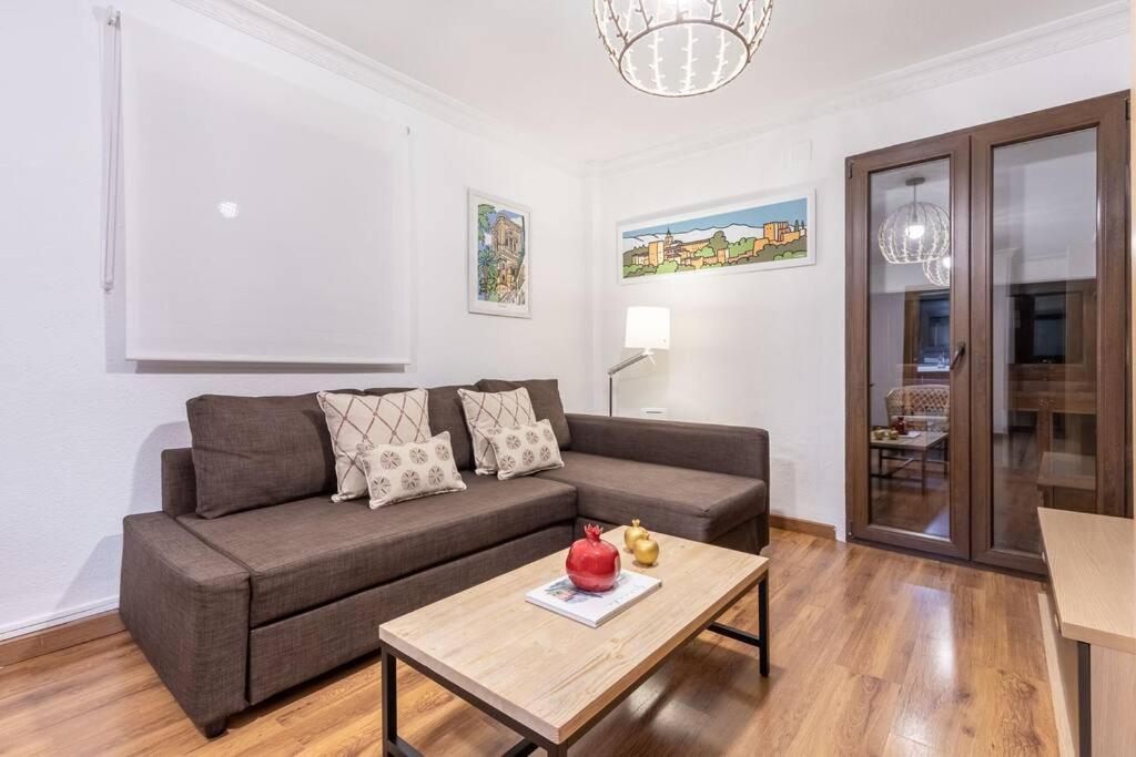 Apartamento Con Terraza A 4 Minutos De La Catedral Granada Eksteriør bilde